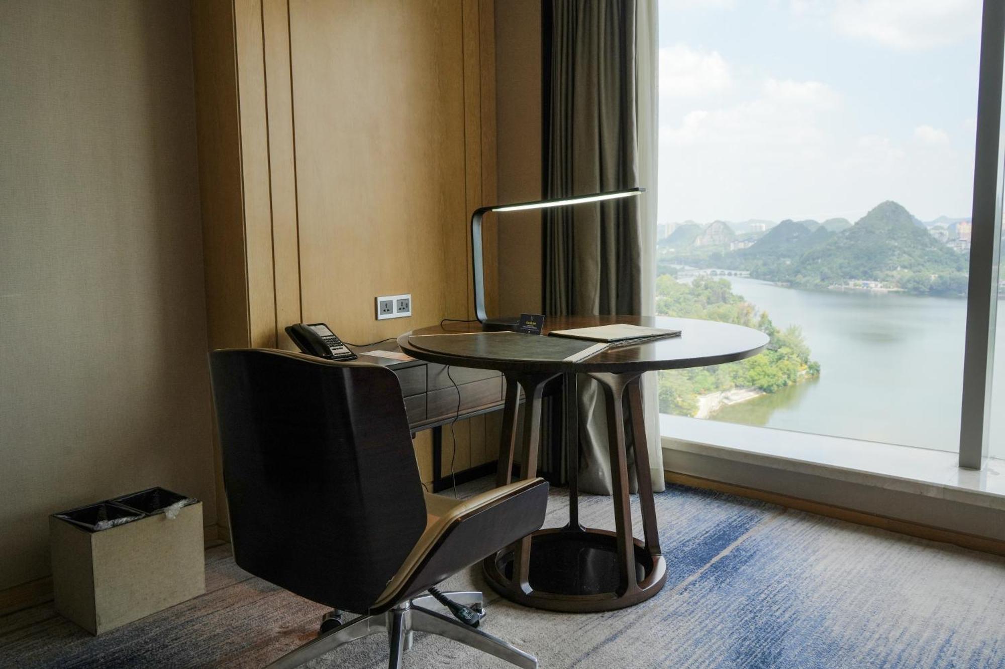 DoubleTree by Hilton Hotel Anshun Eksteriør billede