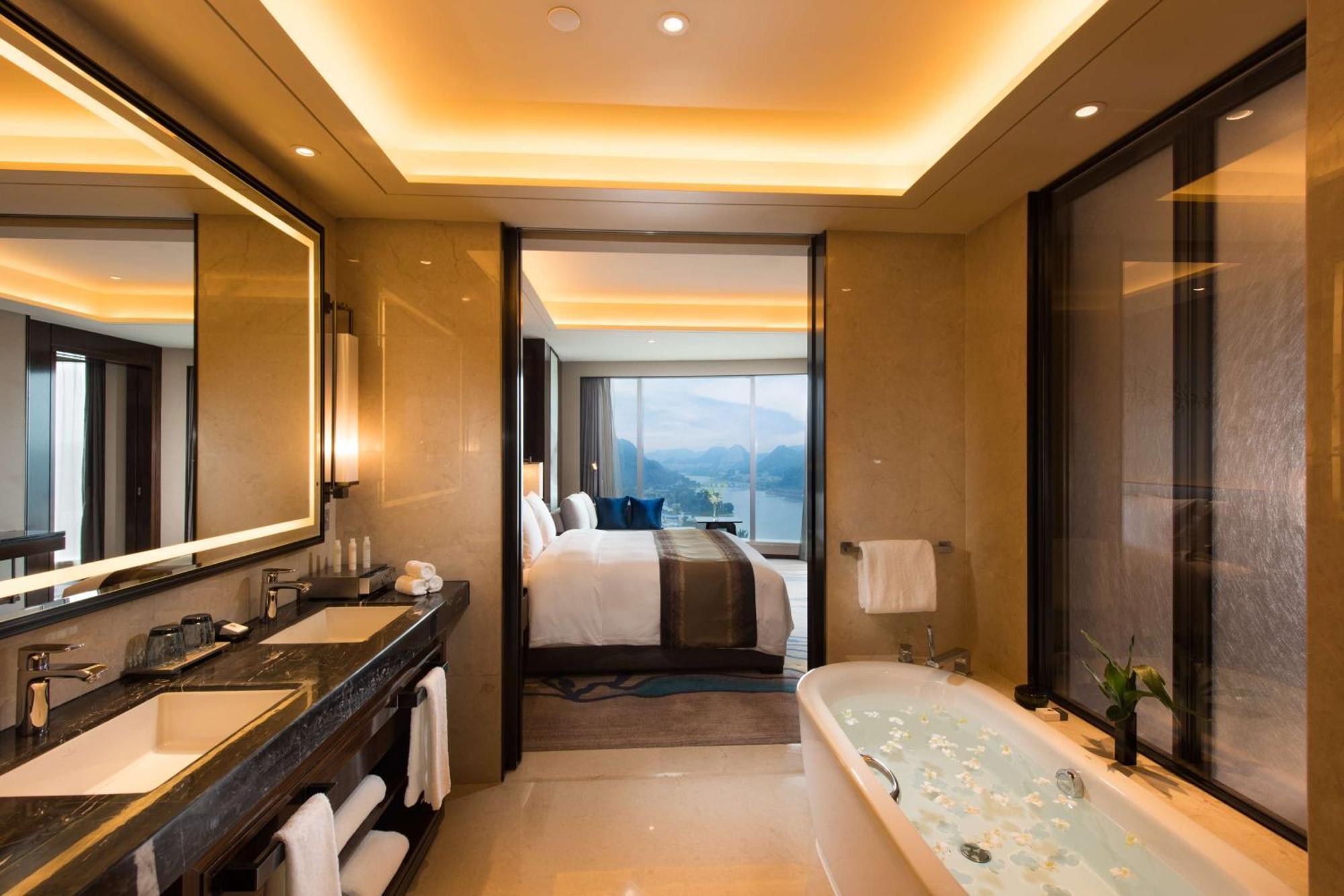 DoubleTree by Hilton Hotel Anshun Eksteriør billede